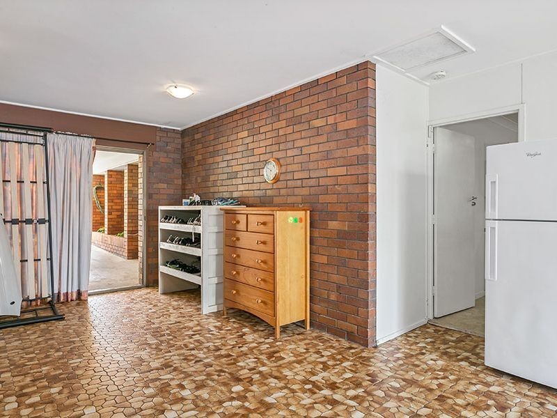 8 Elkana Place, Wishart QLD 4122