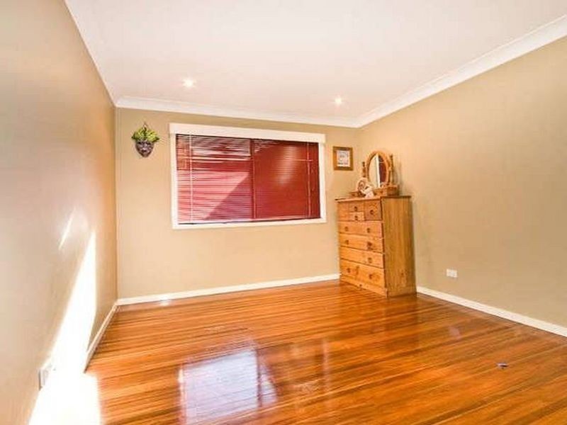 18 Colington Street, Mansfield QLD 4122