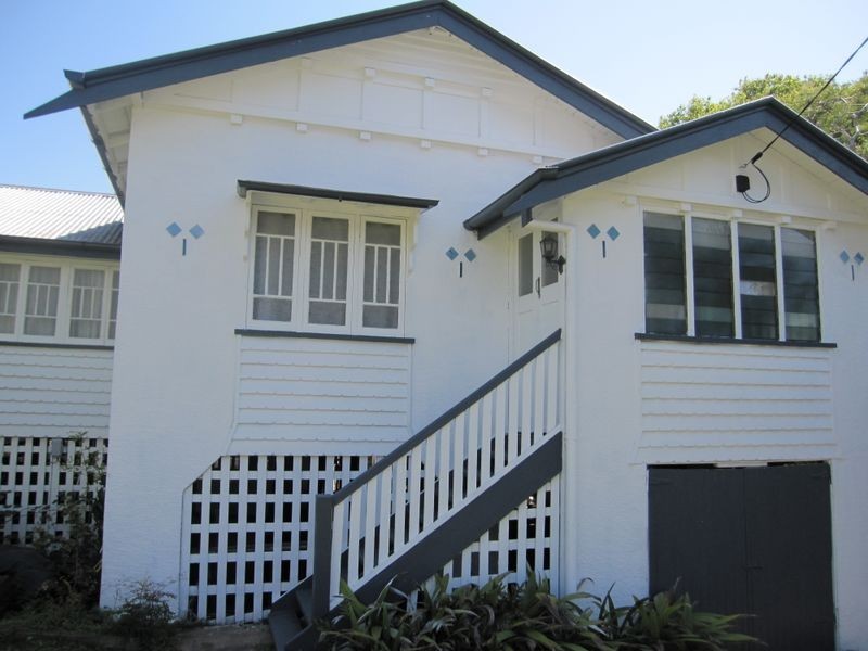 24 Contay Street, Holland Park QLD 4121