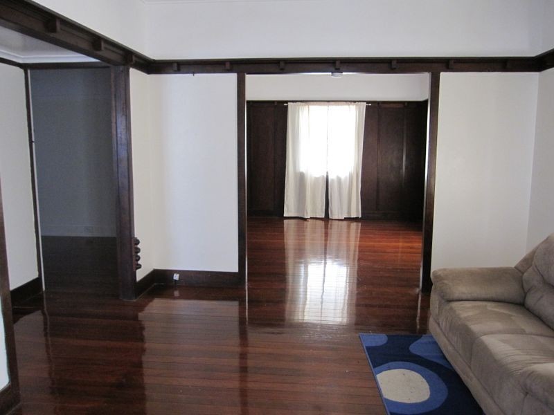 24 Contay Street, Holland Park QLD 4121