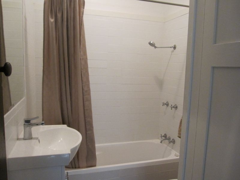 24 Contay Street, Holland Park QLD 4121