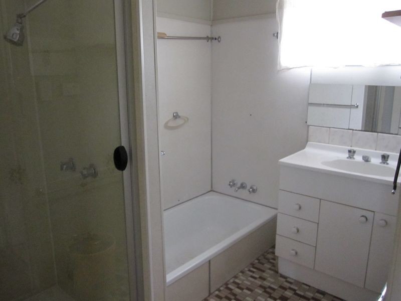 50 Pareena Cres, Mansfield QLD 4122