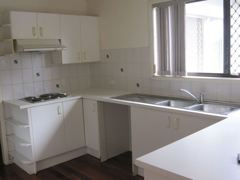 100 Garie Street, Wishart QLD 4122