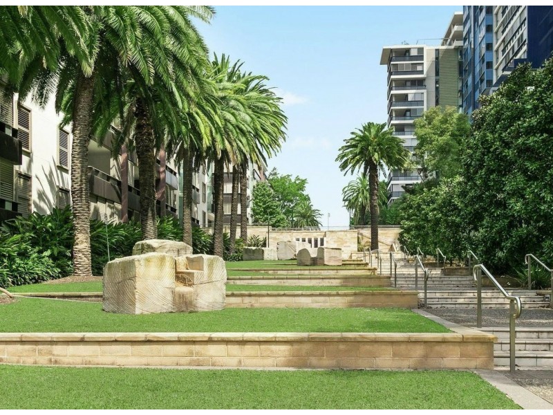 1304/1 Sterling Circuit, Camperdown NSW 2050