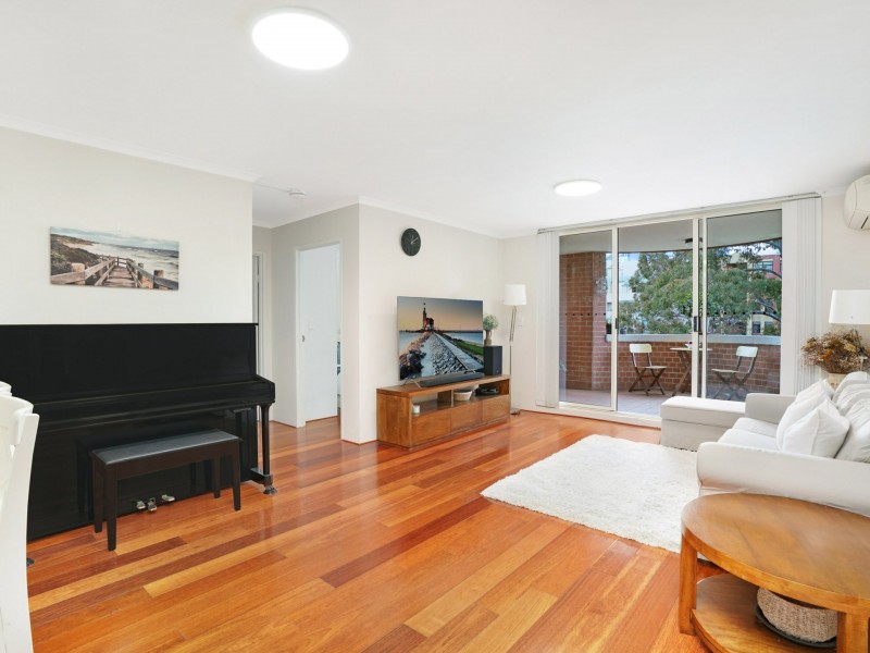 S401/233 Harris St, Pyrmont NSW 2009