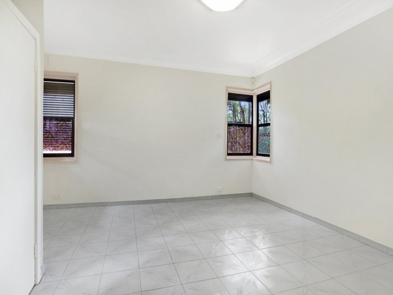 12 Reddall Street, Campbelltown NSW 2560