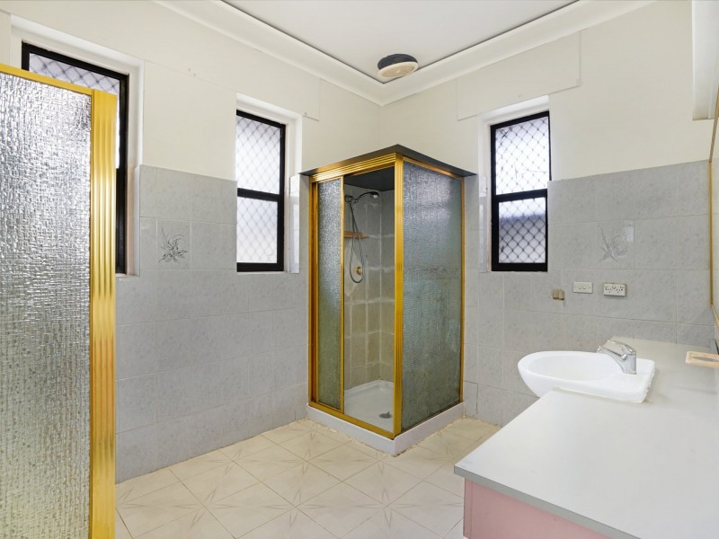 12 Reddall Street, Campbelltown NSW 2560