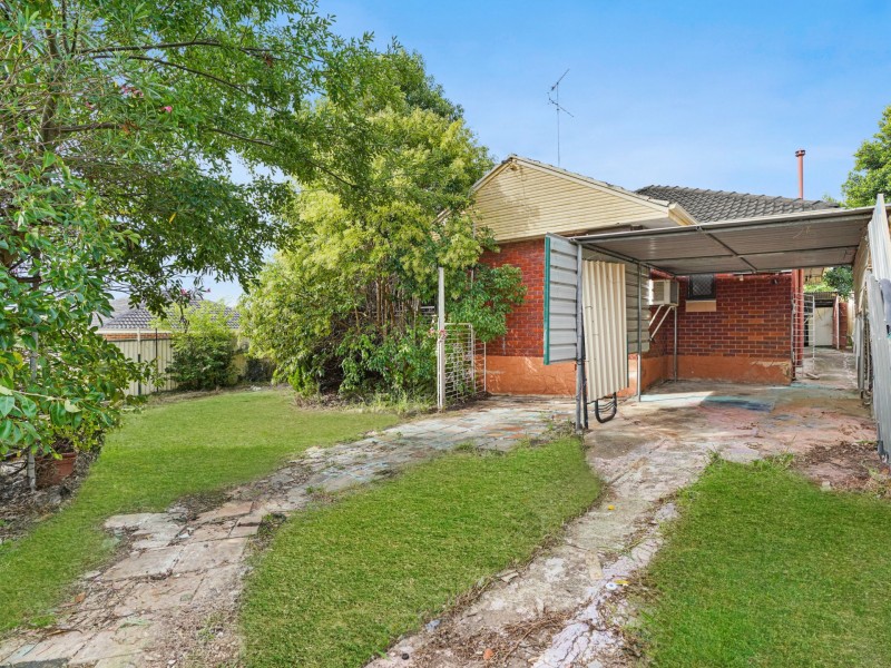 12 Reddall Street, Campbelltown NSW 2560