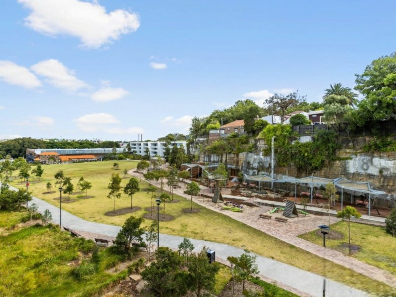 Unit 2602/7 Scotmans Street, Forest Lodge NSW 2037