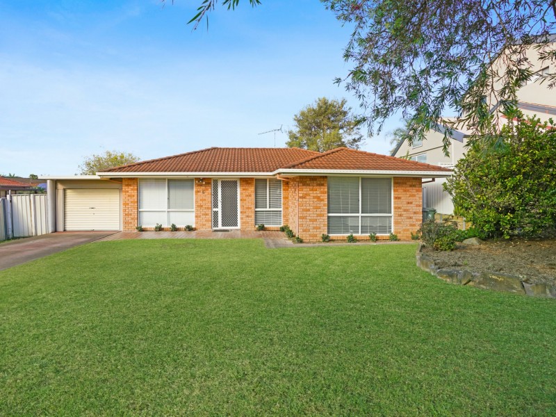 6 Siward Place, Rosemeadow NSW 2560