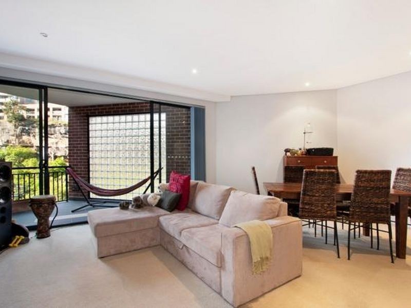 C10/42 Saunders Street, Pyrmont NSW 2009