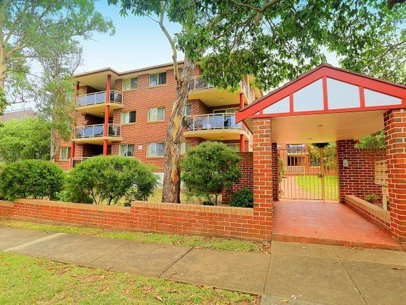 13/64-66 Cairds Avenue, Bankstown NSW 2200
