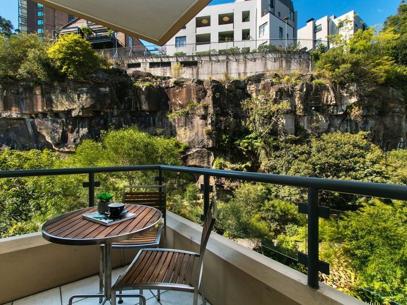 210/102 Miller Street, Pyrmont NSW 2009