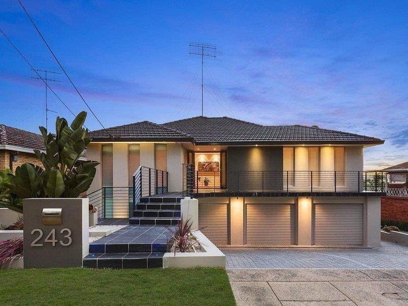 243 Queens Road, Connells Point NSW 2221