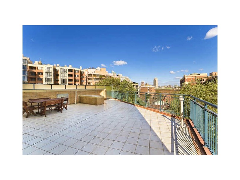 31/1-29 BUNN ST – Deposit taken, Pyrmont NSW 2009