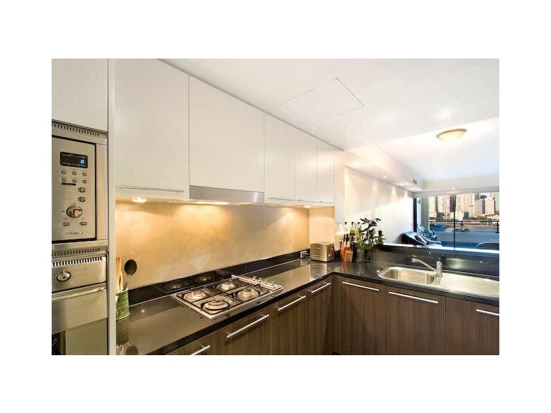 B702/24 POINT STREET, Pyrmont NSW 2009