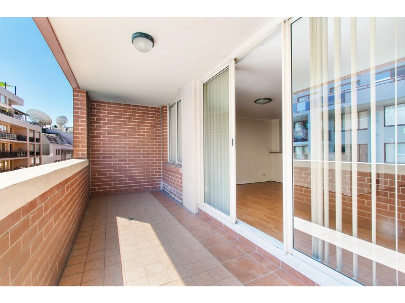 S506/233 Harris St, Pyrmont NSW 2009