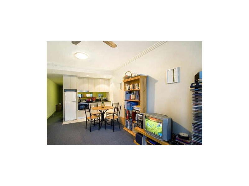 506/2 JONES BAY ROAD, Pyrmont NSW 2009