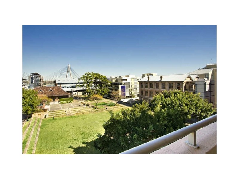 917/66 BOWMAN STREET, Pyrmont NSW 2009