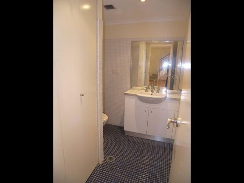 42/82 Mary Ann St, Pyrmont NSW 2009