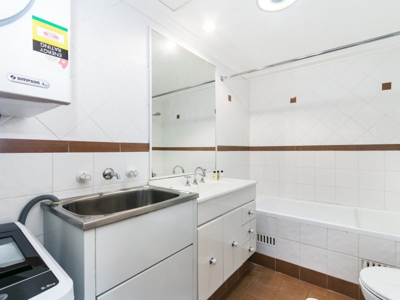 210/120 Pyrmont St, Pyrmont NSW 2009