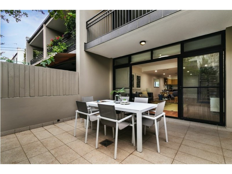 Townhouse 3/2A Pyrmont Bridge Road, Camperdown NSW 2050