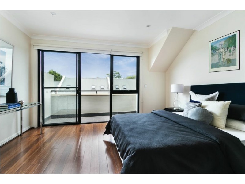 Townhouse 3/2A Pyrmont Bridge Road, Camperdown NSW 2050
