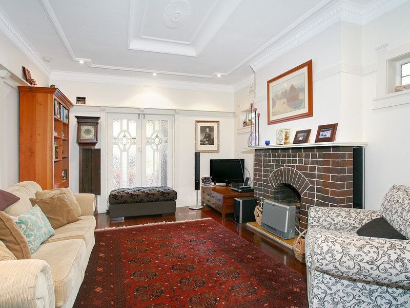 12 Archbold Rd, Roseville NSW 2069