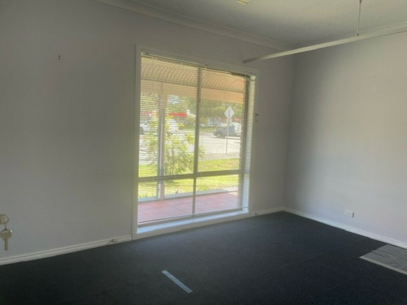 2 – 6 Renwick Street, Wyoming NSW 2250