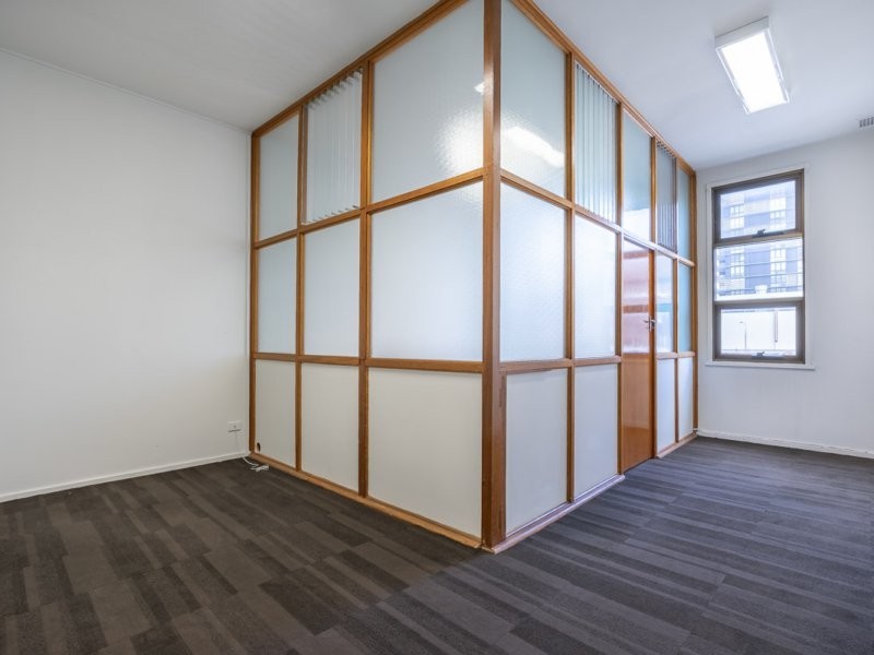Suite 16/201 Mann Street, Gosford NSW 2250