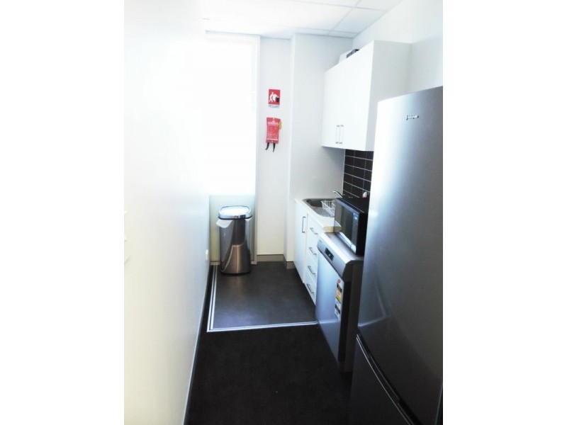 Suite 504/1 Bryant Drive, Tuggerah NSW 2259