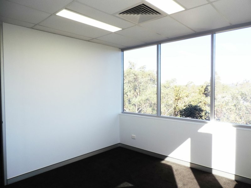 Suite 504/1 Bryant Drive, Tuggerah NSW 2259