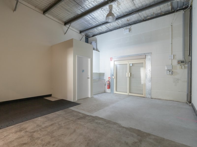 Shop 12/482 Pacific Highway, Wyoming NSW 2250