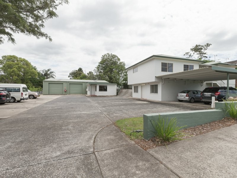 13 Barralong Road, Erina NSW 2250