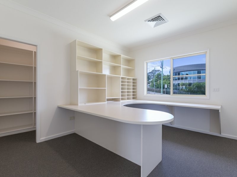 13 Barralong Road, Erina NSW 2250