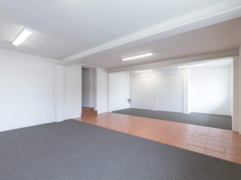 13 Barralong Road, Erina NSW 2250