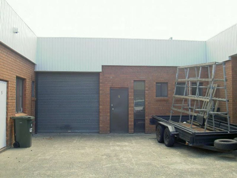 Unit 4/2 Bon Mace Close, Tumbi Umbi NSW 2261