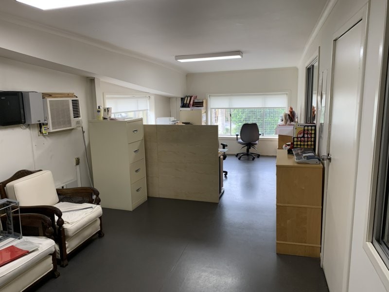 2 Journeyman Close, Berkeley Vale NSW 2261