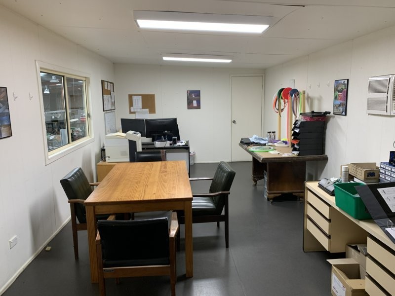 2 Journeyman Close, Berkeley Vale NSW 2261