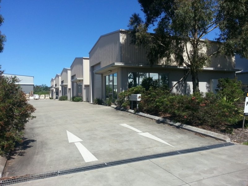 2/8 Amsterdam Circuit, Wyong NSW 2259