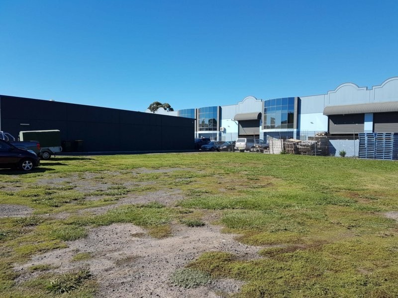 5 Pioneer Avenue, Tuggerah NSW 2259