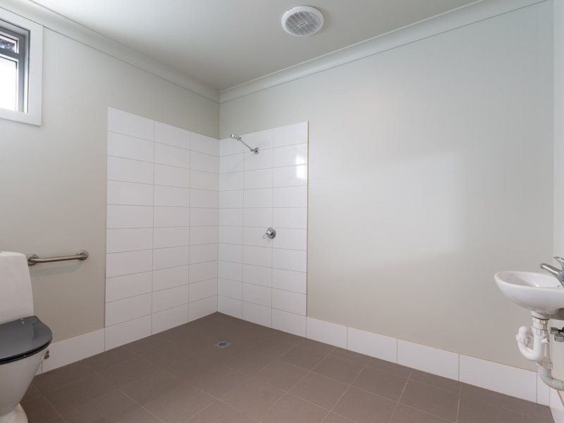 Unit 2/10 Sailfind Place, Somersby NSW 2250