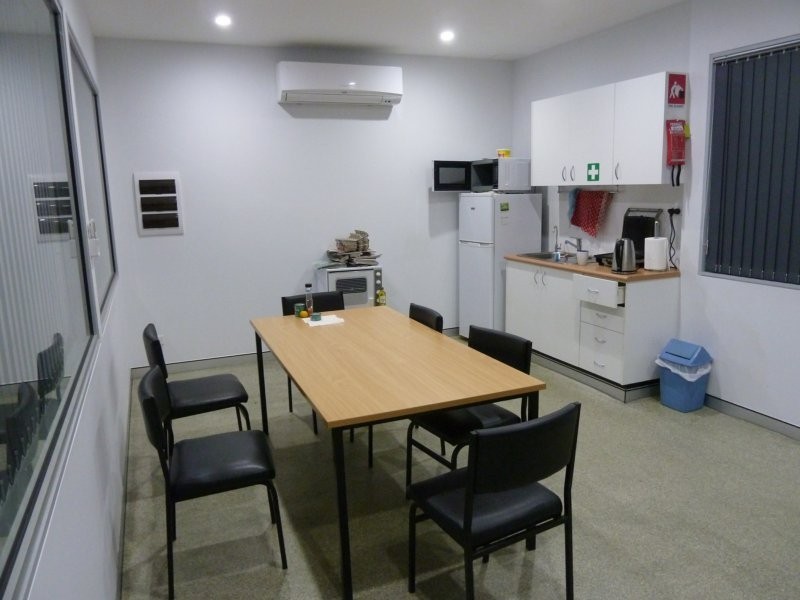 Unit 3/4 Bounty Close, Tuggerah NSW 2259