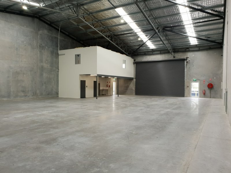 14 Enterprise Close, West Gosford NSW 2250