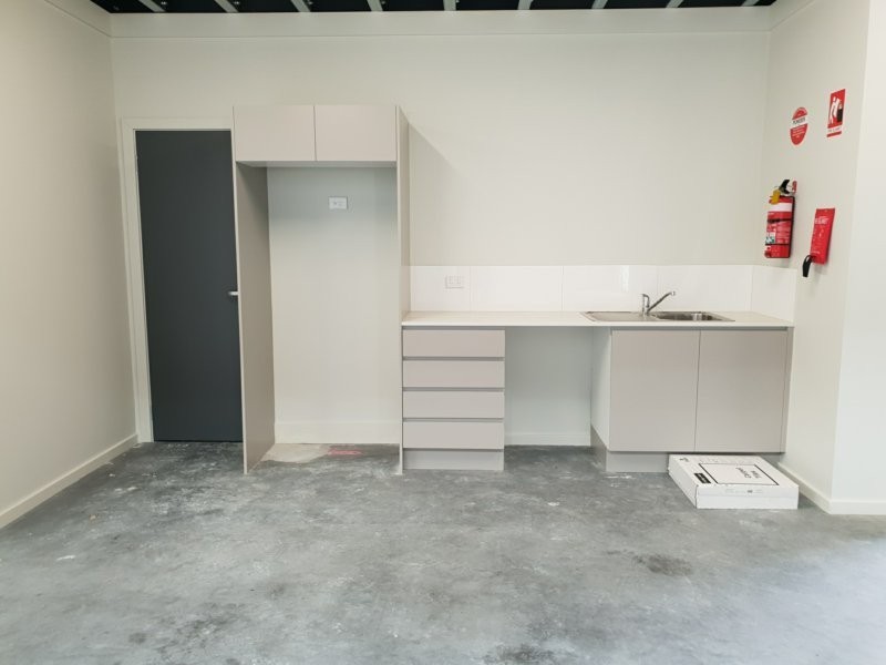 14 Enterprise Close, West Gosford NSW 2250