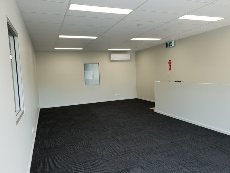 14 Enterprise Close, West Gosford NSW 2250