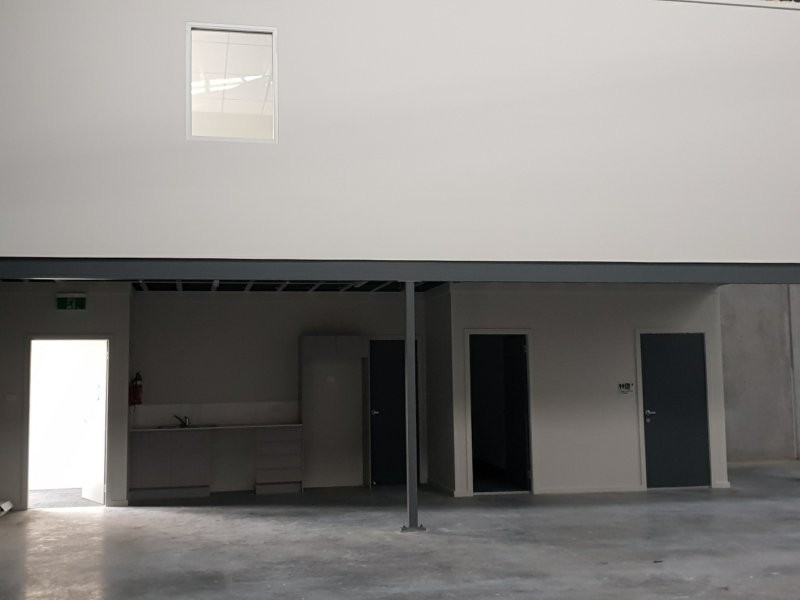 Unit 1 & 2/14 Enterprise Close, West Gosford NSW 2250