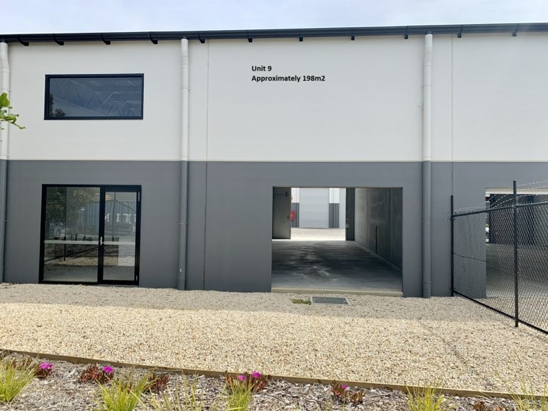 16 Reliance Drive, Tuggerah NSW 2259