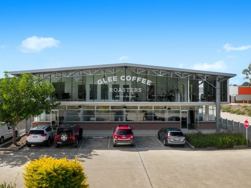 4 Dulmison Avenue, Wyong NSW 2259