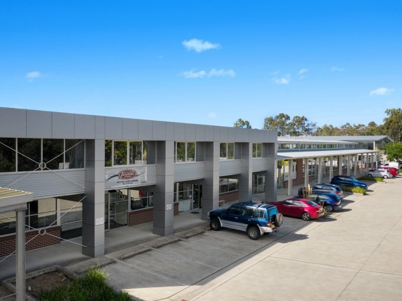 4 Dulmison Avenue, Wyong NSW 2259